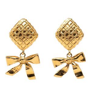 Chanel Gold Plated Quilted Diamond Ribbon Clip On Earrings